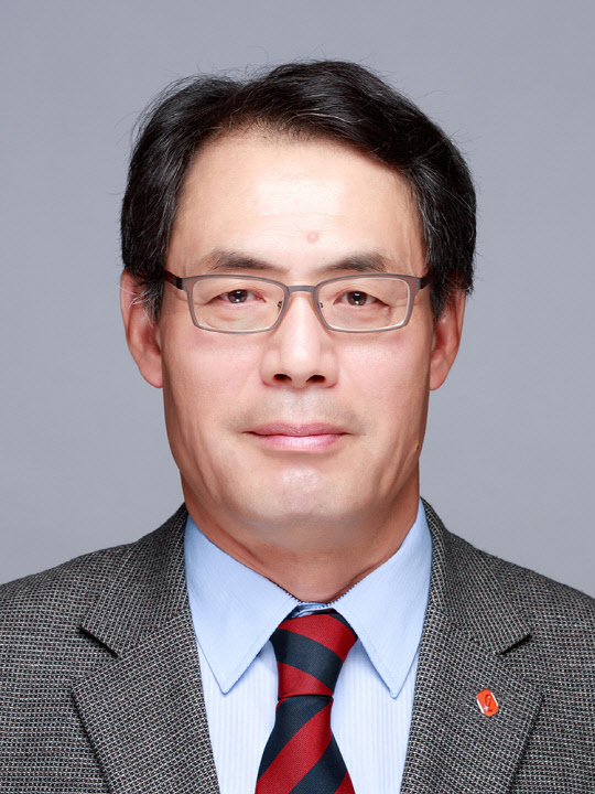 남익우 롯데지알에스 대표